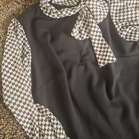 Calvin Klein Black and White Mini Dress - Picture 2 of 4